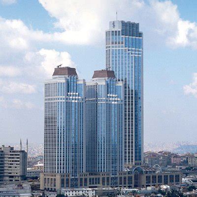 İş bankası, türk bankacılığını birçok ilkle tanıştırmıştır:  İSTANBUL İŞ BANKASI KULELERİ  TMMOB İnşaat Mühendisleri ...