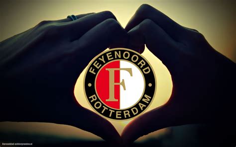 Als je het bord weghaalt, heb je de omlijning van het logo. Mooie Feyenoord wallpaper met logo - Achtergronden