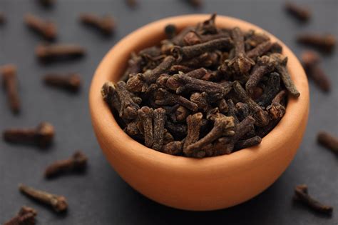 The Incredible Health Benefits Of Cloves Uses For Cloves Zesty Things