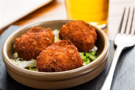 Maybe you would like to learn more about one of these? Frittelle di baccalà: la ricetta per preparare le ...