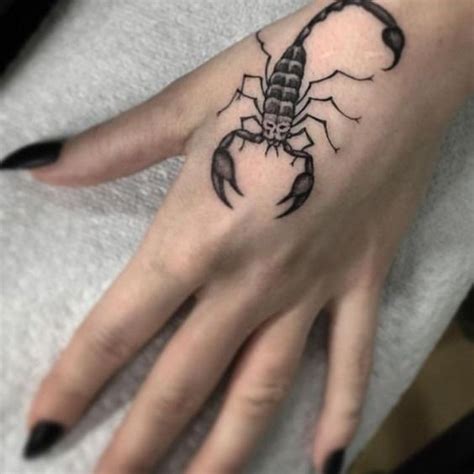 Tatuaje Escorpion En La Mano Significado Blessed Tatuaje