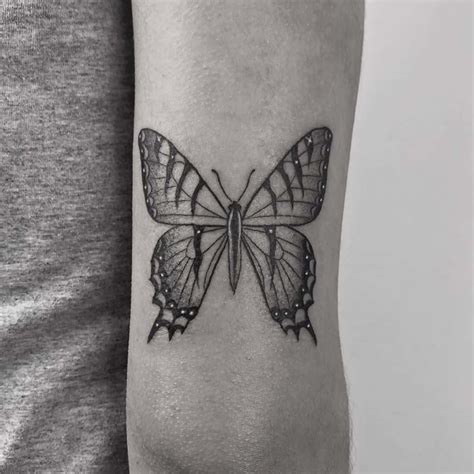 They show that human life is all about witnessing constant involvement. 112 Sexiest Butterfly Tattoo Designs in 2020 - Next Luxury