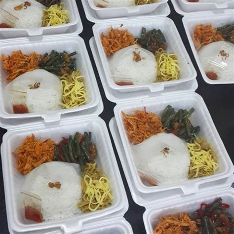 Mengadakan acara di surabaya, tentu membutuhkan banyak persiapan. Nasi Kotak Foam Murah Meriah Hanya - Rp.10.000 | Trawas Mall - Pasar onlinenya warga trawas