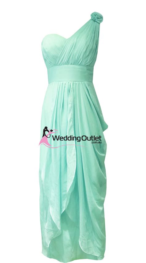 You can select red or pink bridesmaids dresses under affordable price. WeddingOutlet.co.nz | Wedding Outlet |Wedding Dresses ...