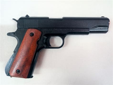 Replica M1911 Us Colt Hand Gun Pistol Denix Wooden Grips Jb