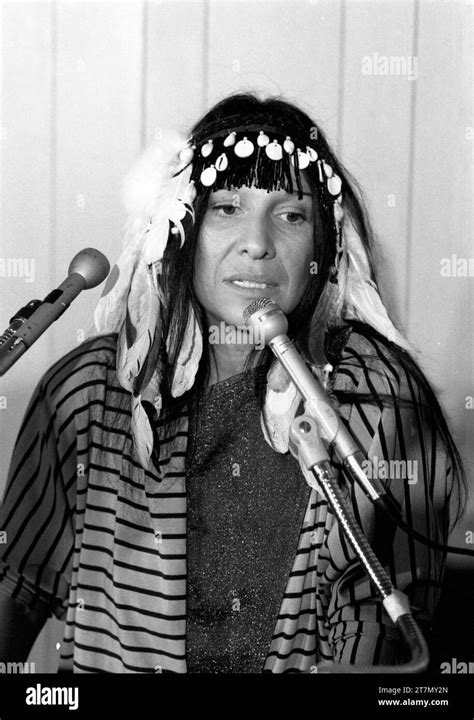 File Photo Buffy Sainte Maries Indigenous Roots In Question Buffy