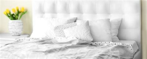Memory foam may contain isocyanates, which, according to the occupational safety and health administration, can cause irritation of the eyes, nose, throat, and skin. Are Memory Foam Mattresses Toxic? (6 Safety Hazards Exposed)