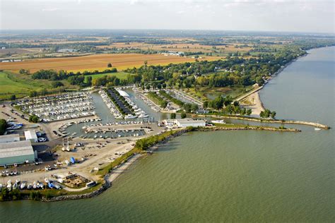 Safe Harbor Toledo Beach In La Salle Mi United States Marina