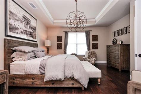 This pictures that are small chandeliers theme bedroom mini bedrooms appears gorgeous and inviting. 20 Master Bedroom Designs With Chandeliers