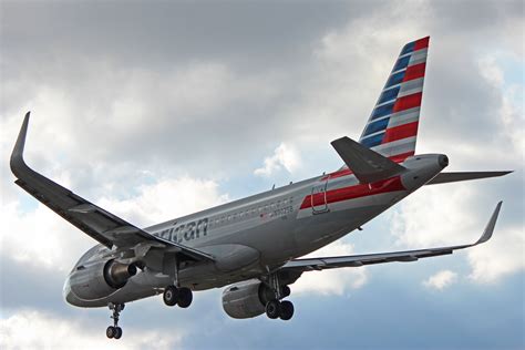 N9025b American Airlines Airbus A319 100 1 Of 125 In The Fleet