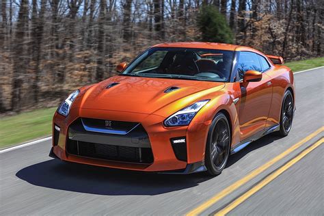 Authentic in every detail, your large 1:8 scale model has been verified by nissan. UPDATE: 2017 Nissan GT-R Is the Final Model Year for the ...