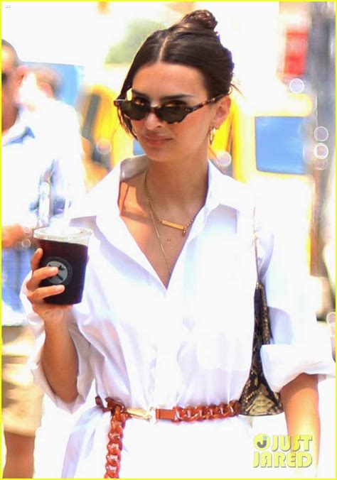 Full Sized Photo Of Emily Ratajkowski Stays Cool With An Iced Coffee In