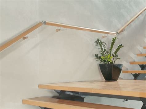 Corrimano tondo senza supporto in legno asta balletto scale. Corrimano legno - Scale - Corrimano scale