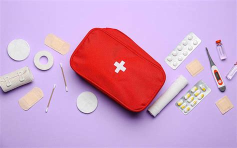 Parents Guide To Making A First Aid Kit