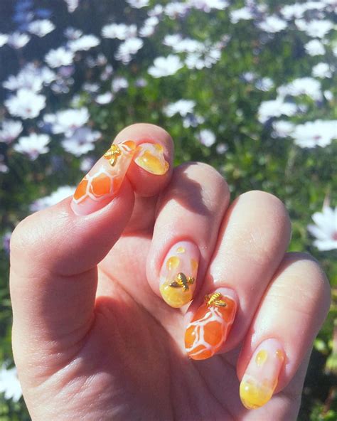 12 colours nail 3d art dried dry flowers wheel gel false nails tips manicure uk. 3D honey nails inspired by @kai32 #honey #bee #flowers # ...