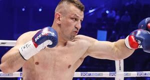 Bokser stali rzeszów znokautował rywala w czwartej rundzie. Krzysztof Zimnoch