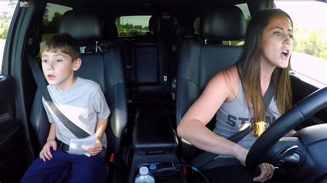 teen mom s jenelle evans pulls out a gun with son jace in the car during road rage incident