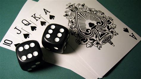 Two Black And White Dice On Top Of Spade Royal Straight Flush Cards Hd