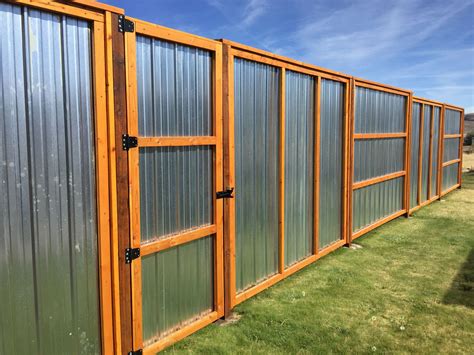 Corrugated metal fencing can be used in a variety of ways, ranging from adding a different touch to your garden border to enclosing your yard in style. 8' corrugated metal privacy fence | Corrugated metal fence ...