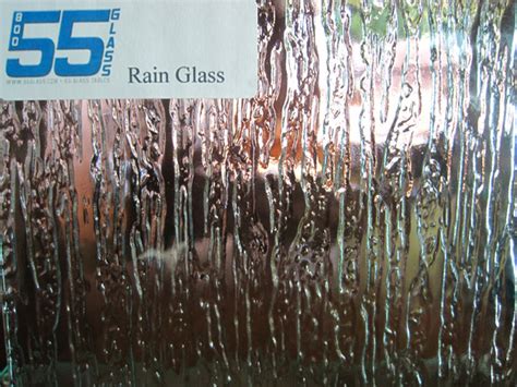 Rain features a vertical pattern and textured surface that create the illusion of rain trickling down a window. 55 Glass Rain Glass