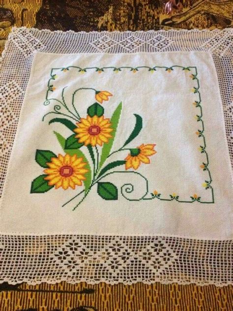 Pin By Monica Martinez On Servilletas Y Manteles Beautiful Cross