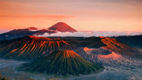 Landscape Volcano Mountains Mount Bromo Dusk Clouds Crater Indonesia Wallpapers Hd