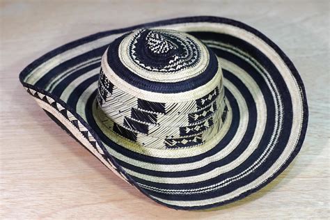 Sombrero Vueltiao Tradicional Colombiano 1885137 Foto De Stock En Vecteezy