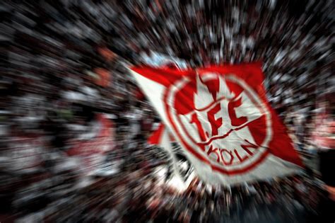 Du könntest allerdings kommentieren und fragen, ob die leute auch neue wallpaper machen können (wie du siehst wurde der post mehrmals upgedatet). Spielstil, Profikader, Jugendarbeit: Quo vadis, 1. FC Köln?