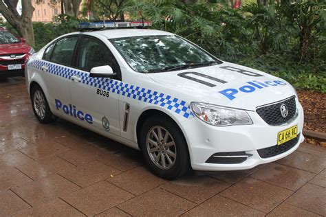 Holden Commodore Vf Nsw Police Car Carnivale Australia Da Flickr