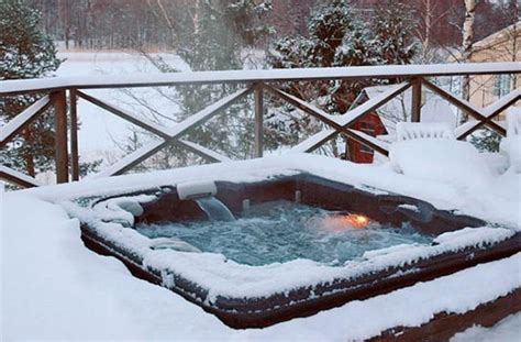 How To Enjoy Your Hot Tub In Winter Cincinnati Pool And Patio