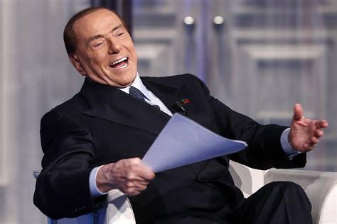 Der tag berlusconi blickt nach deutschland und will eigene cdu gründen. Bild zu: Silvio Berlusconi äußert sich im Interview zur # ...