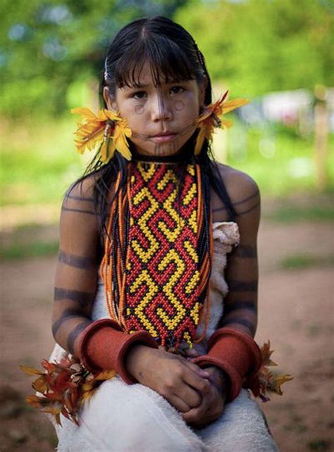 Girl From The Karajá Ethinic Group In The Brazilian Amazon Povos