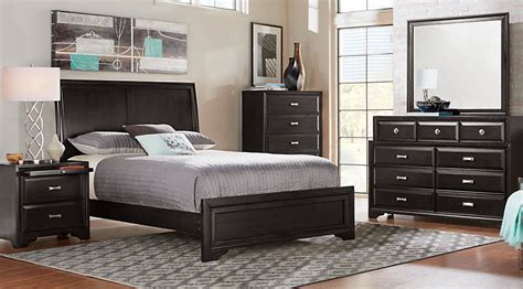 The bed is the focal point of a bedroom and a king size bed is a powerhouse. Belcourt Black 5 Pc Queen Sleigh Bedroom | Townhome | King ...