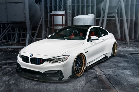As part of the renumbering that splits the 3 series coupé and. Wallpapers: Gorgeous Alpine White BMW M4 Coupe