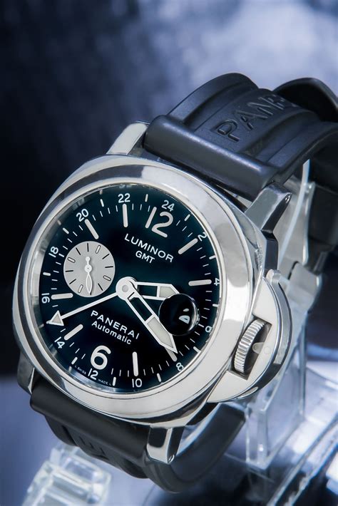 Panerai Luminor Gmt Automatic 44mm Pam01088 Pawndeluxe Exclusieve