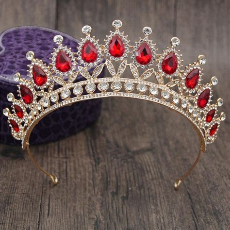 Queen Bridal Tiaras And Crowns In 15 Different Styles For Wedding Or P