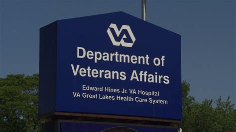 Hines Va Hospital Now Offering Vaccine To Veterans 65 And Up Wgn Tv