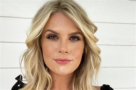 How tall is madison lecroy height and weight? Madison LeCroy Re-Wore Skimpy Bikini from 9th Grade ...