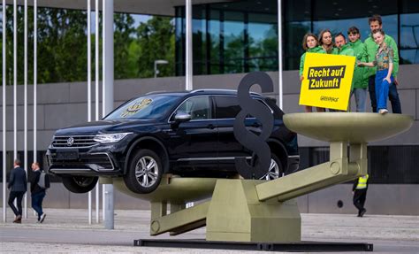 VW Aktionäre fordern rasch kleinere E Autos Autogazette de