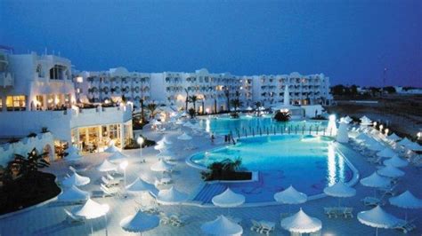 Hos os kan du finde overnatningsmulighederne til en budgetferie. Hotel Bravo Djerba (Aghir) • HolidayCheck (Djerba | Tunesien)