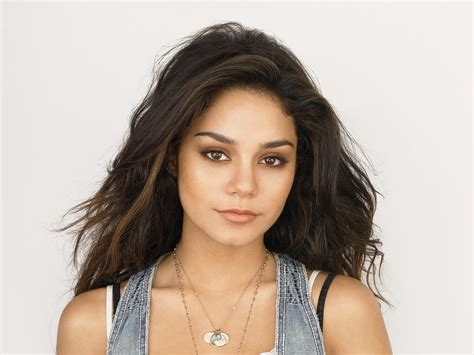 Vanessa Hudgens Wallpapers Images Photos Pictures Backgrounds