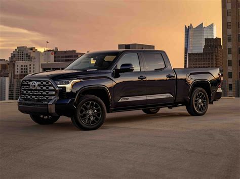 New 2022 Toyota Tundra Limited 4d Crewmax In 16703 Marshall Auto Group