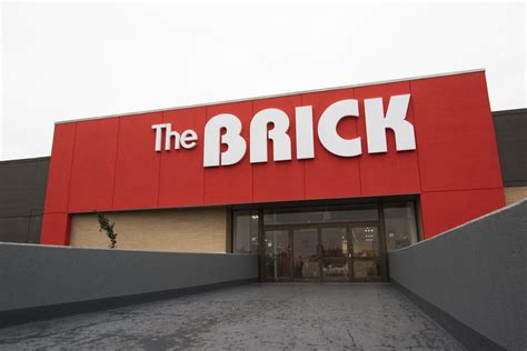 Brick And Mortar Experience Is More Important Than Ever For Canadian