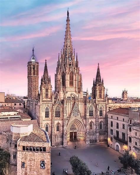 It was built between 1721 and 1752. Read this before visiting Barcelona Spain - One of the ...