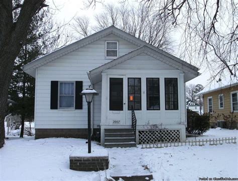 Compare millions of vacation home rental deals from airbnb, vrbo, booking.com etc and find the best vacation home rentals for your next trip. Homes Under $500 For Rent
