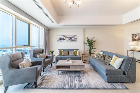 The apartments for rent in dubai may be expensive but they provide the perfect accommodation to meet your needs. 3 Bedroom Executive Condo, MBK Tower next to Dubai ...