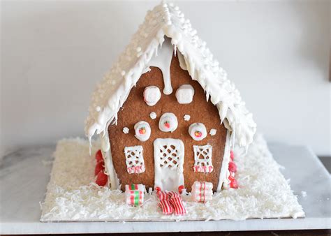 480 x 360 jpeg 30 кб. How to Make a Gingerbread House From Scratch
