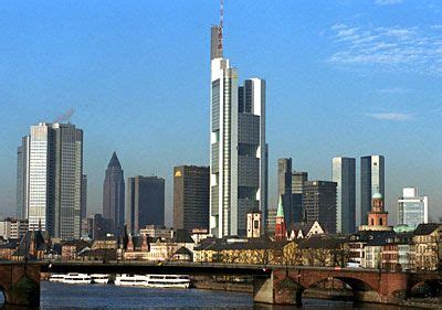 Die sparkassen gehören zu den größten banken in deutschland. Top 100 Banken: Die größten Geldhäuser Deutschlands ...
