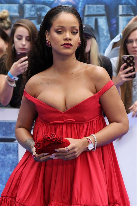 It can be any genre: Rihanna on Red Carpet - "Valerian and the City of a ...