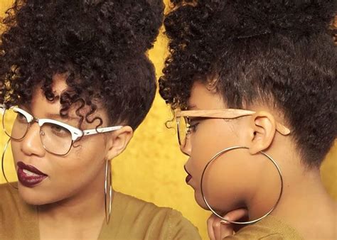 5 Curly Hairstyles For People With Glasses